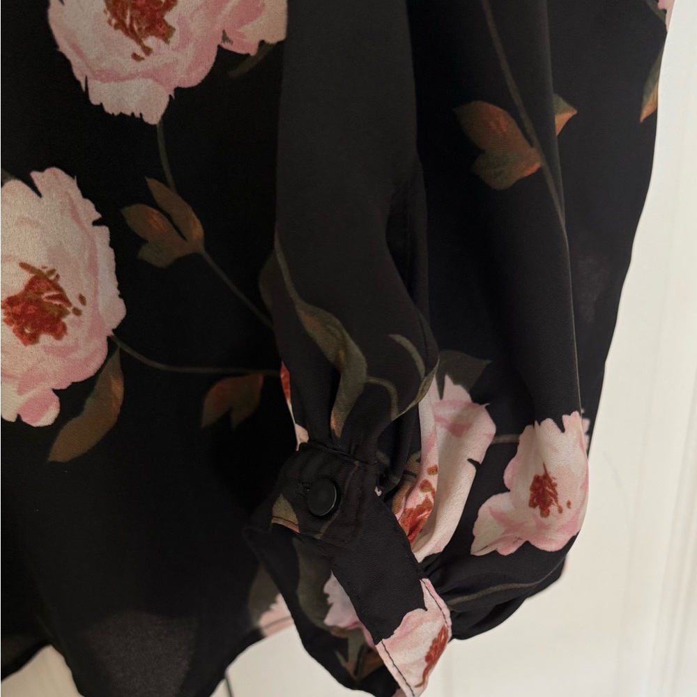 Worthington Floral Black Blouse Sz XL - Picture 4 of 6